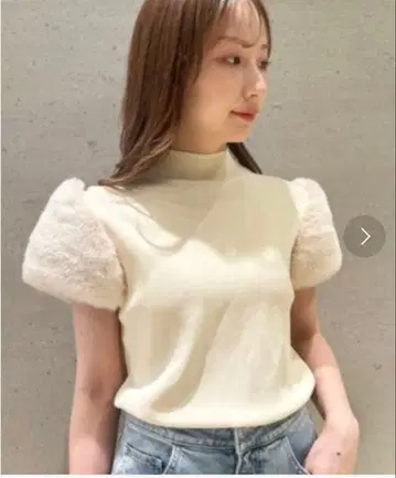 CELFORD 셀포드 퍼 포함 반팔 니트 38 오트밀 새상품급