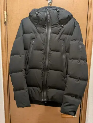 데상트 미즈사와 다운 마운티니어 L 사이즈