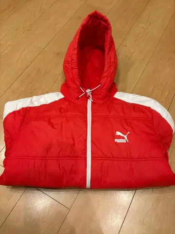 PUMA 후드 부착 레드 패딩 자켓 클래식 모델