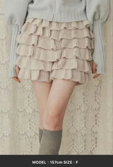 미사용 새상품 메리제니 모헤어라이크 티어드 숏팬츠/프리 사이즈