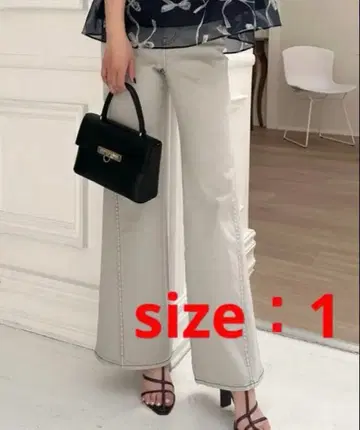 SNIDEL 스트레치 플레어 데님 팬츠 ( 사이즈 1 )