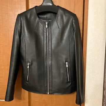 블랙 가죽 자켓