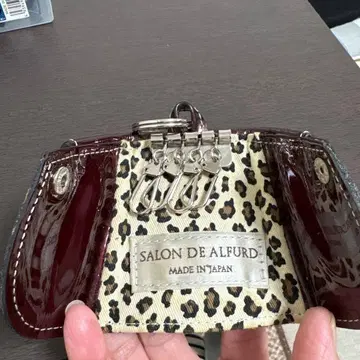 SALON DE ALPURD 와인 레드 키케이스