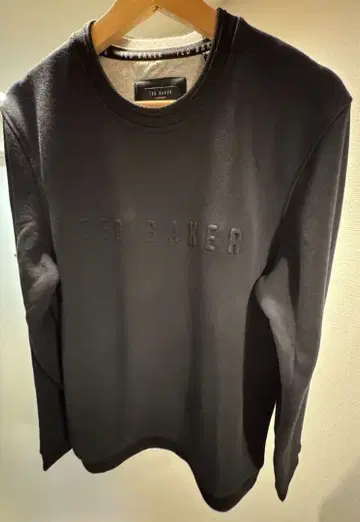 TED BAKER 블랙 트레이닝복