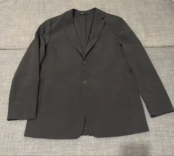 유니클로 띠어리 감동 자켓