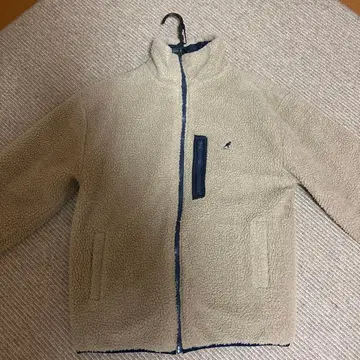 플리스 자켓과 나일론 자켓 세트