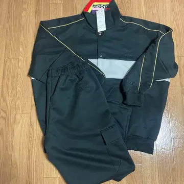 허벅지 클로버 x 미즈노 MOMO 저리 블랙 허벅지 클로버 Z 셋업