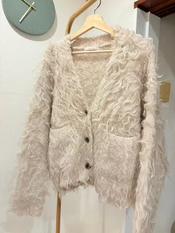 CADINE 플러피 가디건 베이지