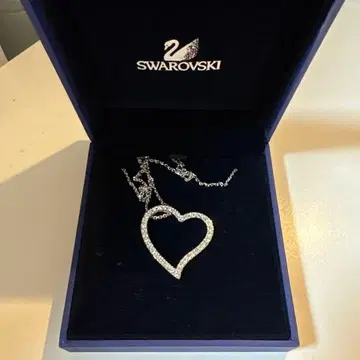 Swarovski 하트형 목걸이