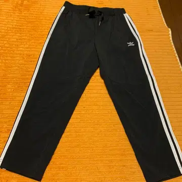 adidas 블랙 조거 팬츠 L