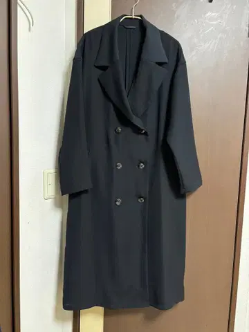 GU 블랙 더블 브레스트 롱 코트 S