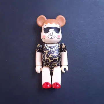 베어브릭 BE@RBRICK 시리즈 26 아티스트 뮤베일