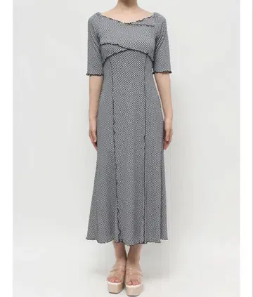 깅엄 배색 메로 컷 원피스 블랙