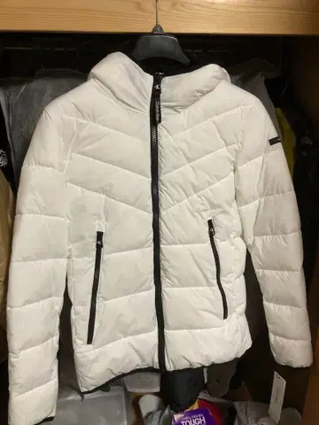 [ 새상품급 ] Calvin Klein 화이트 다운 자켓