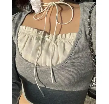 [ epine ] U cut frill layered rib tops