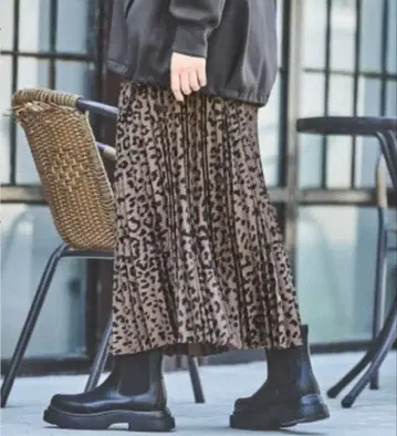 니코앤드 스웨이드 플리츠 스커트 모카 레오파드 무늬 L 사이즈