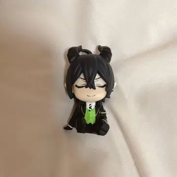 트위스티드 원더랜드 어깨 쿵 말레우스