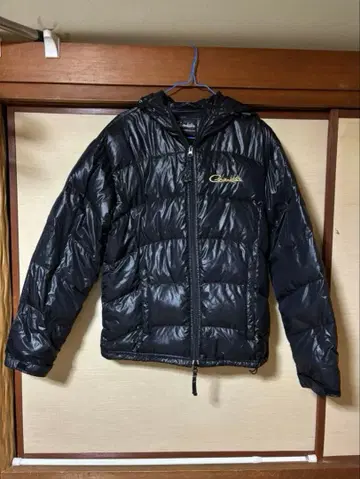 Gamakatsu 후드 부착 다운 자켓 블랙