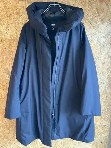 [ 새상품급 ] UNIQLO 하이브리드 다운 코트 S 네이비