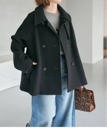 스픽 앤 스팬 코트