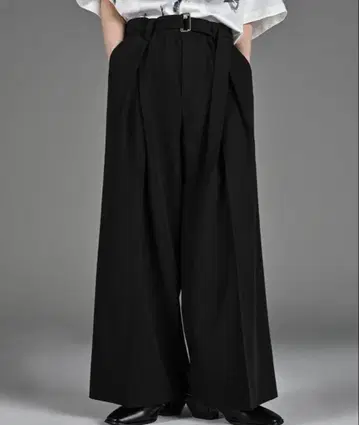 투 턱 벨트 '하카마' 와이드 슬랙스 ADRER