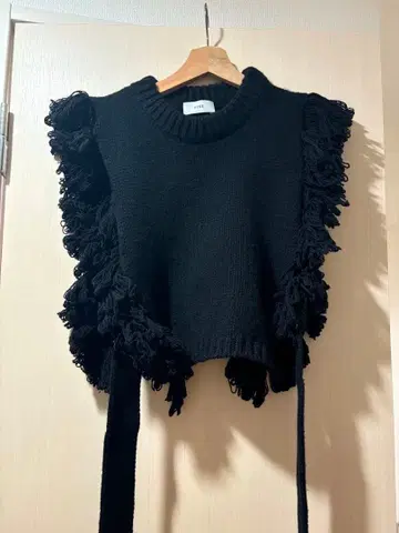 하이크 hyke 프린지 니트 베스트