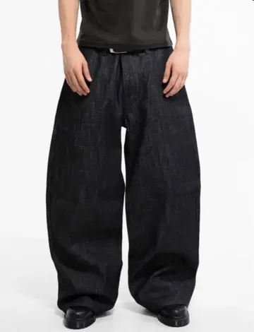 MENES Janome Raw Baggy Jeans - Black