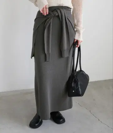 select MOCA 레이어드라이크 니트 스커트 그레이