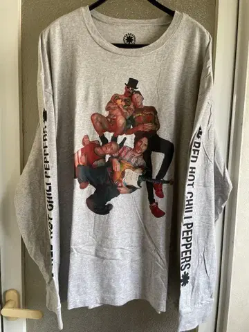 RED HOT CHILI PEPPERS 월드 투어 2022 티셔츠