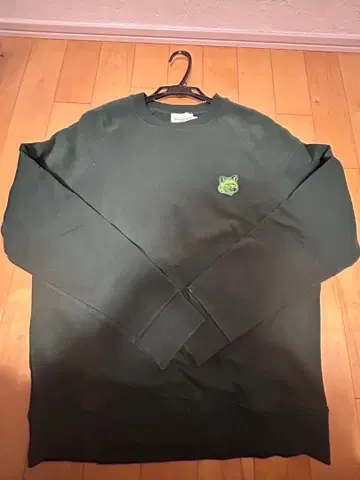 메종 키츠네 다크 그린 맨투맨 M