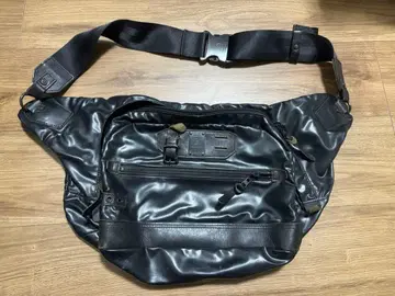 masterpiece 숄더백