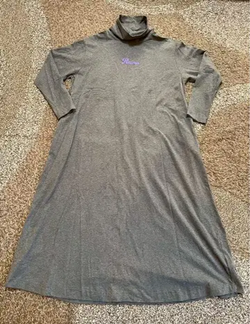 미사용 새상품 퍼슨즈 그레이 터틀넥 긴팔 원피스 하이넥