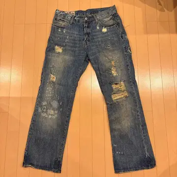 Abercrombie and Fitch 데미지 데님 부츠컷