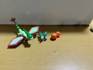 너클볼트 비브라바 플라이곤 입체 포켓몬 도감 피규어