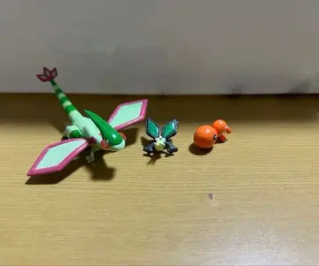 너클볼트 비브라바 플라이곤 입체 포켓몬 도감 피규어