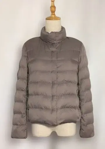 새상품급 UNIQLO 울트라 라이트 다운 자켓 파우치 포함 S 사이즈
