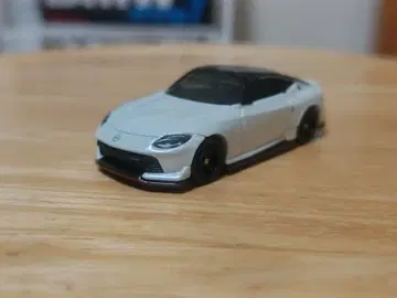 Nissan Z 실버 미니카