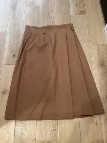 알아바일 allureille 스커트