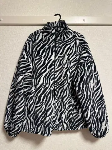 제브라 패턴 플리스 자켓