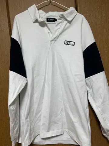 XLARG 화이트 블랙 긴팔 피케 셔츠