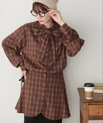 [택 포함 새상품] BONLECILL 타이 포함 볼륨 슬리브 튜닉