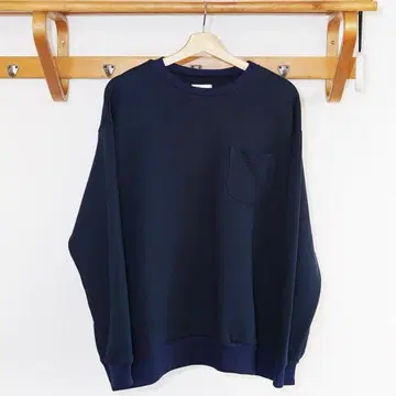 Yuan Sweat Crew With Pocket Navy S/M