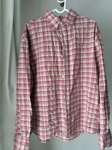 ZARA 빨간색과 베이지색 체크 무늬 긴팔 셔츠