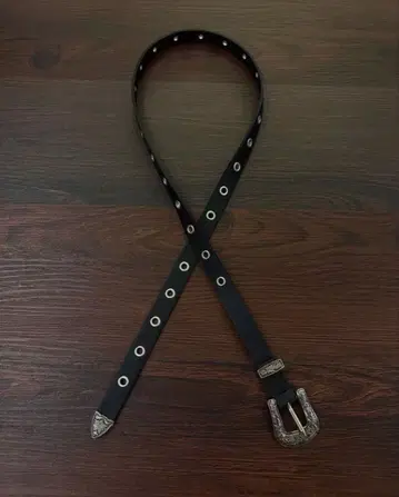 New Vintage 아이렛 장식 블랙 가죽풍 벨트