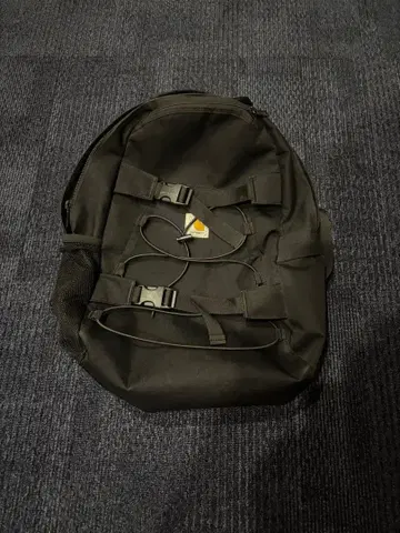 Carhartt 블랙 백팩