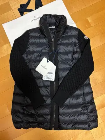 [ 미사용 ] MONCLER 이소재 다운 자켓 블랙 XS