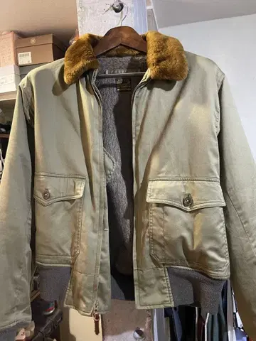 새상품급!! BUZZ RICKSON'S B-10 플라이트 자켓 40