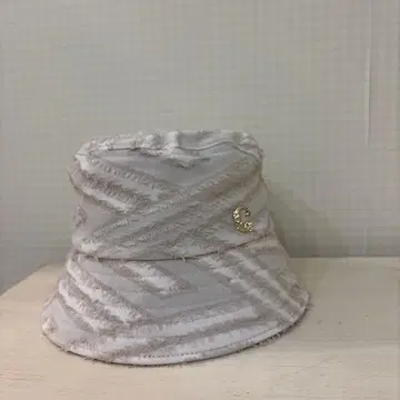 c41 화이트 지그재그 버킷 햇