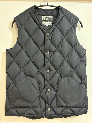 Mt.Rainier Design 블랙 다운 베스트 M