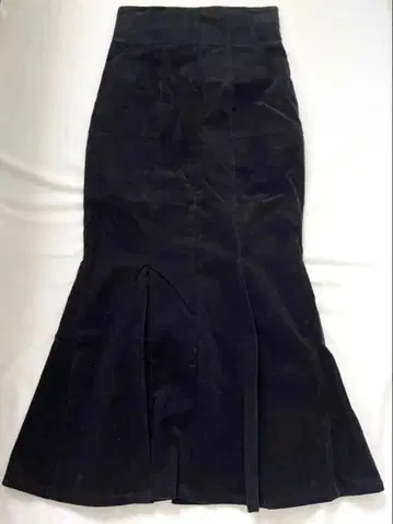 Herlipto Calla Lily Skirt